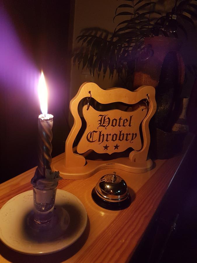 Chrobry Hotel Szprotawa Екстериор снимка