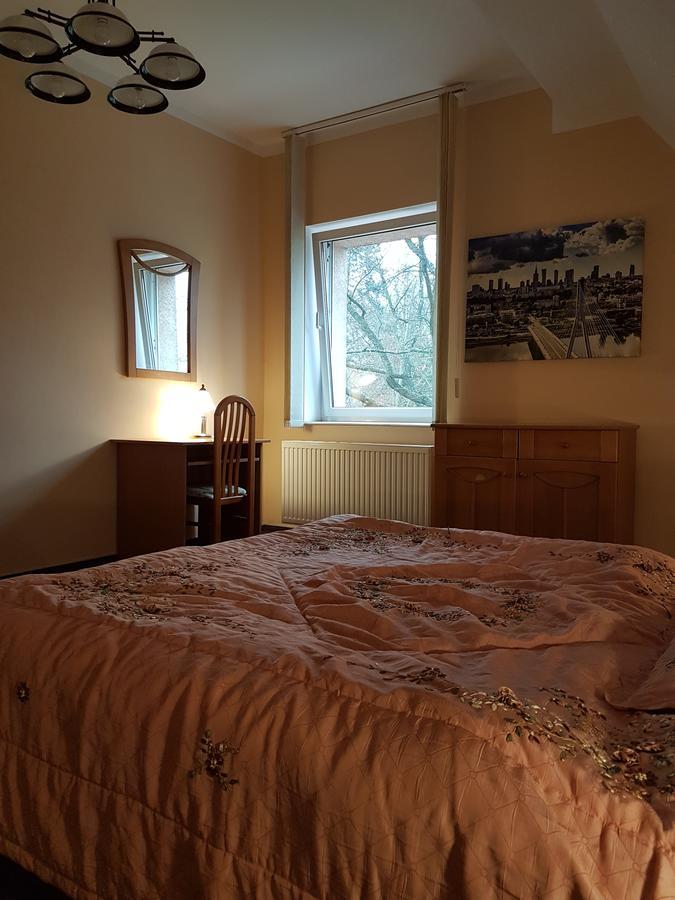 Chrobry Hotel Szprotawa Екстериор снимка