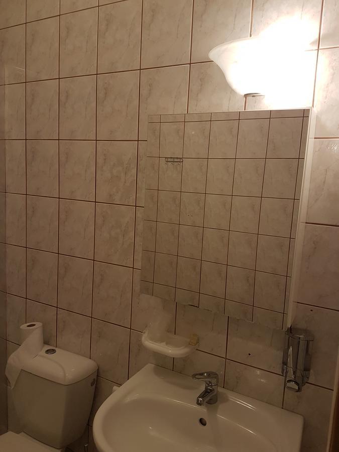 Chrobry Hotel Szprotawa Екстериор снимка