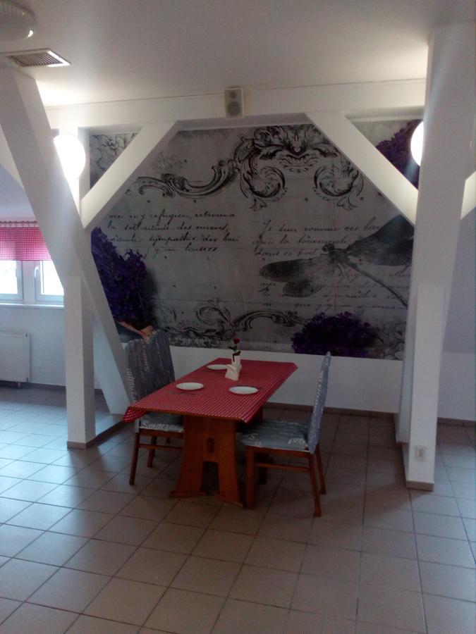 Chrobry Hotel Szprotawa Екстериор снимка